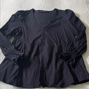 Pomander Place Easton Blouse in Navy Blue, size Medium